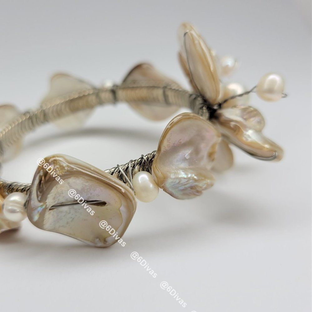 𝅺CREAM and Beige Sea Shell and Pearls Adjustable Cuff  Bracelet - Picture 9 of 10